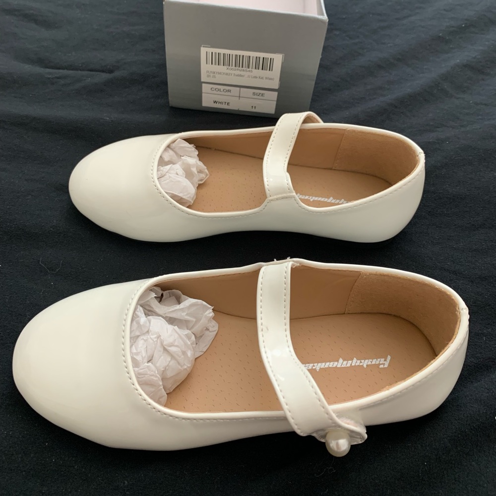 Girls ballet shoe